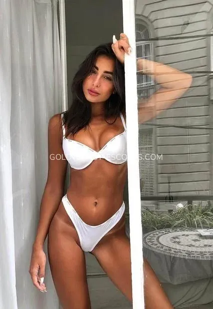 Gold Coast escorts Danielle — 6