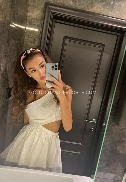 Gold Coast escorts Kyra — 4