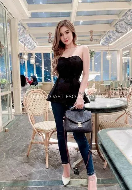 Gold Coast escorts Ellen — 4