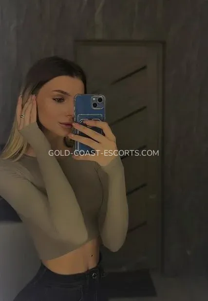 Gold Coast escorts Cristina — 5