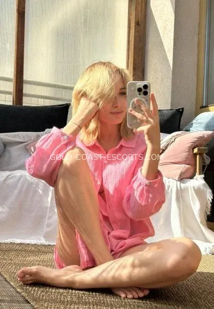 Gold Coast escorts Almudena — 1