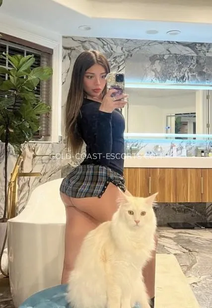 Gold Coast escorts Helen — 2