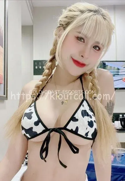 Gold Coast escorts Angela — 4