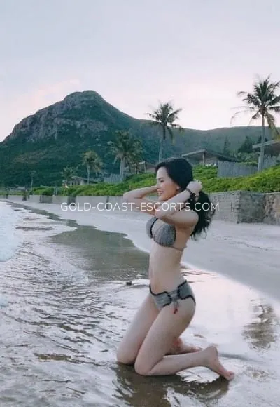 Gold Coast escorts Makayla — 2