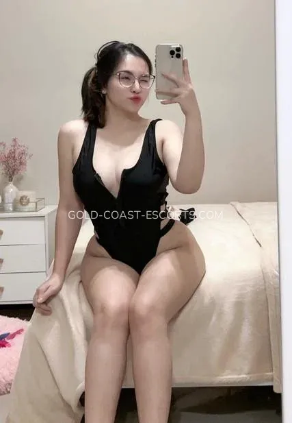 Gold Coast escorts Vivian — 1