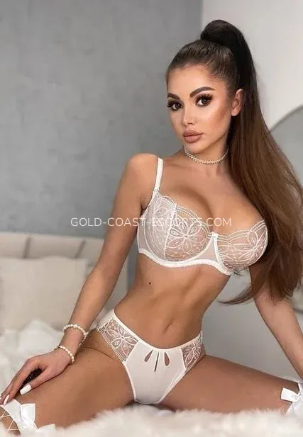Gold Coast escorts Summer — 1