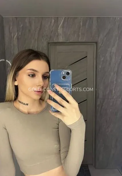 Gold Coast escorts Cristina — 1