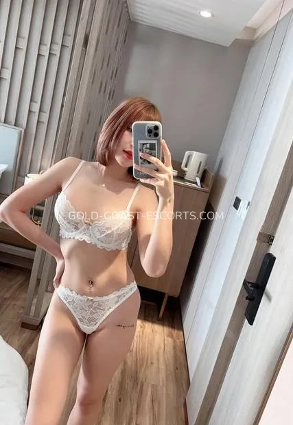 Escort djevojka Adrianna - Gold Coast
