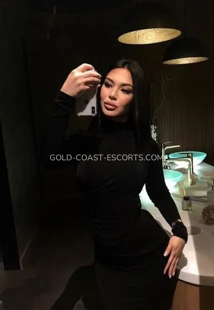 Gold Coast escorts Elin — 3