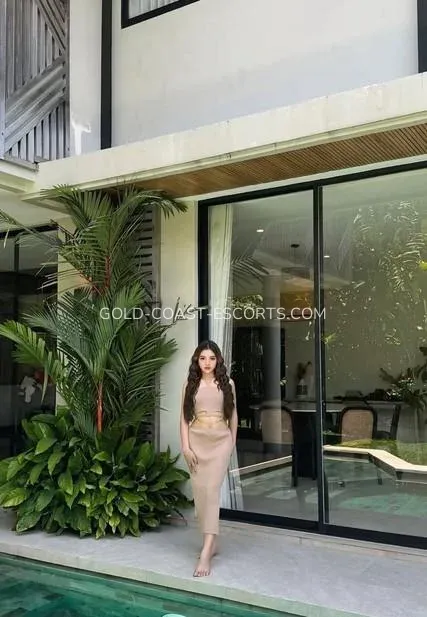 Gold Coast escorts Yvonne — 4