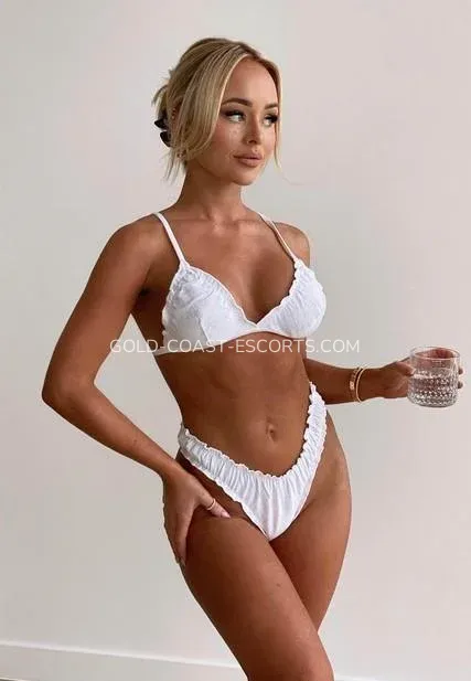 Gold Coast escorts Helen — 4