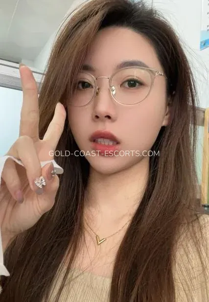 Gold Coast escorts Belinda — 3