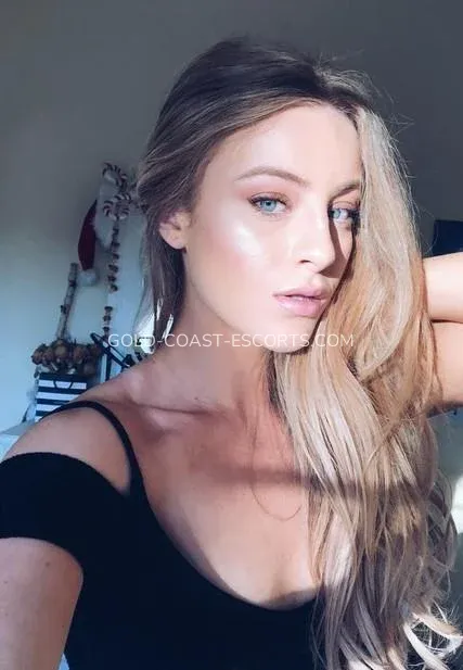 Gold Coast escorts Savannah — 3