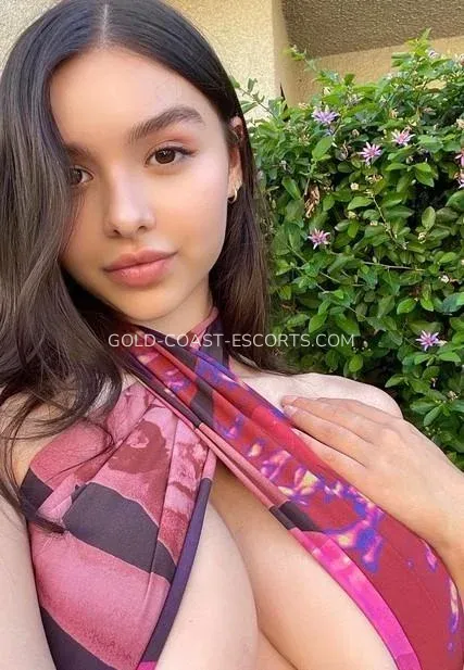 Gold Coast escorts Emilia — 3