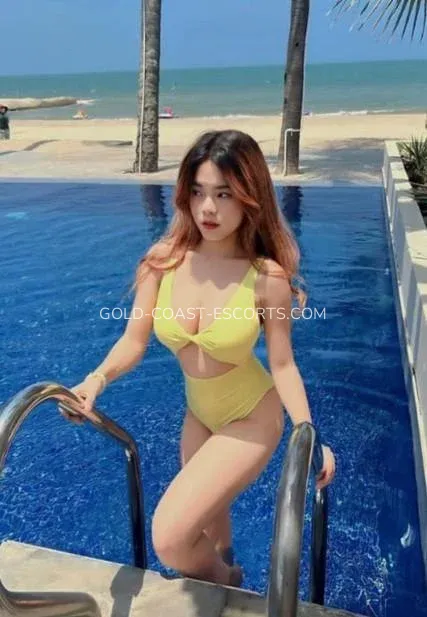 Gold Coast escorts Claire — 3