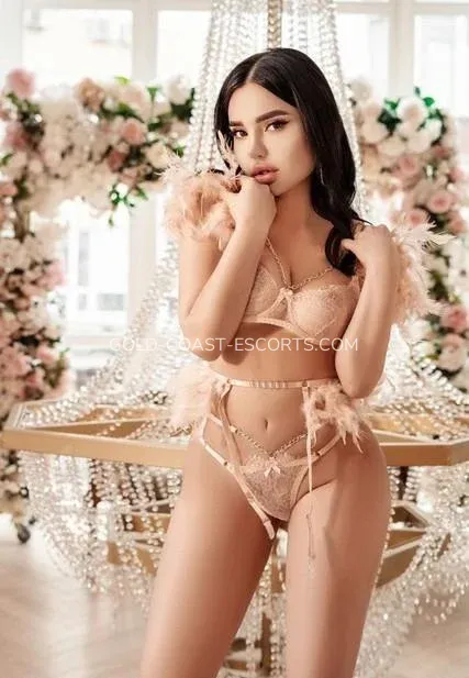 Gold Coast escorts Caitlin — 5