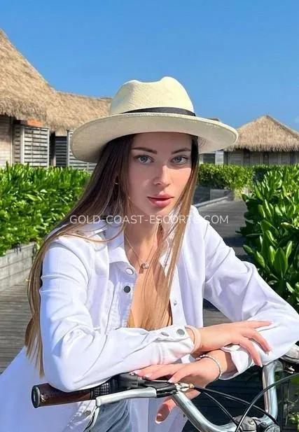 Gold Coast escorts Briana — 4