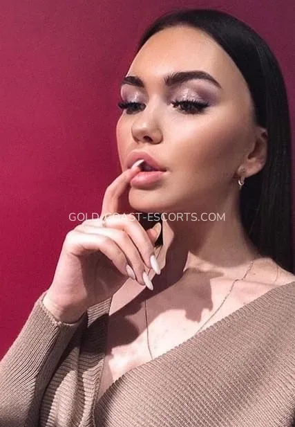 Gold Coast escorts Bella — 4